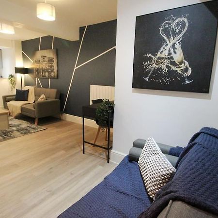 Spacious 1 Bed Apartment 1 Minute Walk From Square Nottingham Extérieur photo