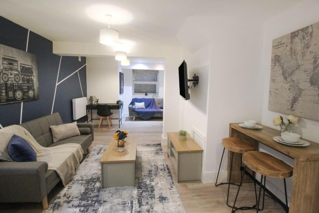 Spacious 1 Bed Apartment 1 Minute Walk From Square Nottingham Extérieur photo